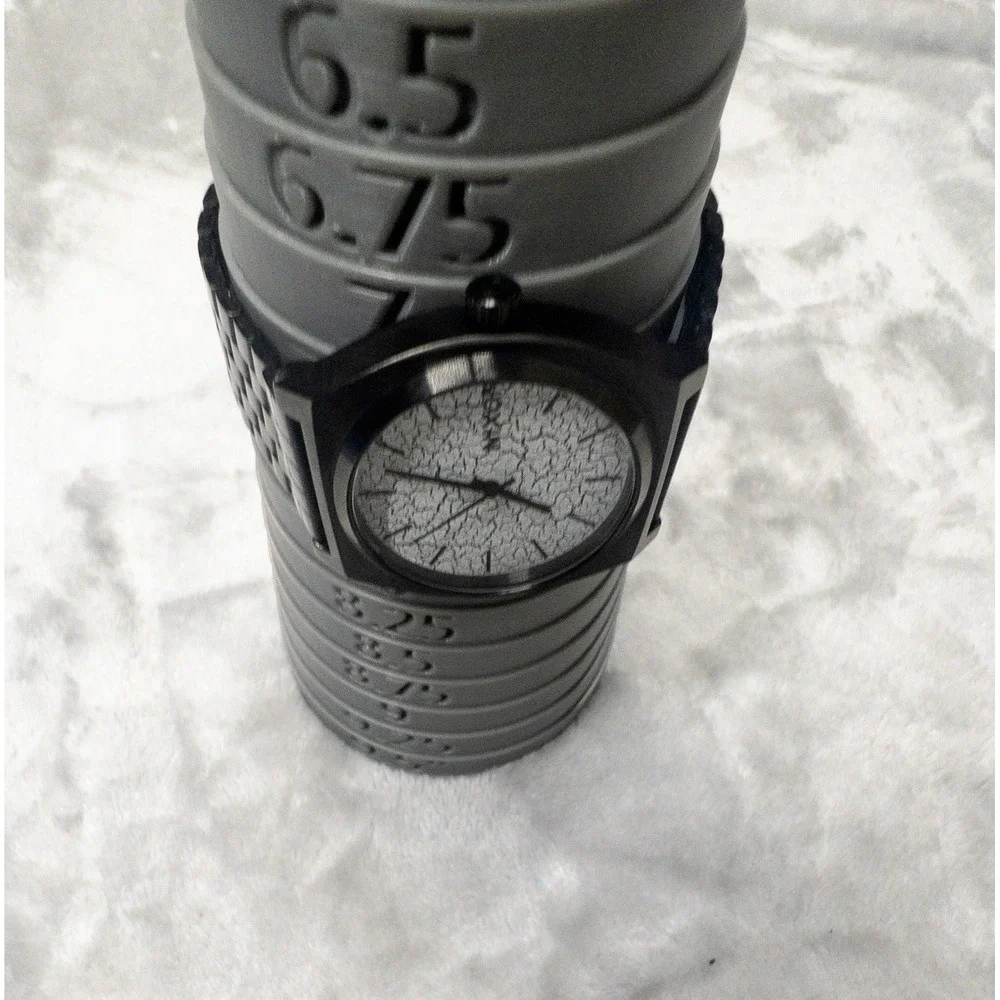Nixon Minimalist Time Teller Mens 37mm Watch Pavement Dial New Battery